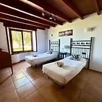Moraditas, Con Piscina Privada Holiday home