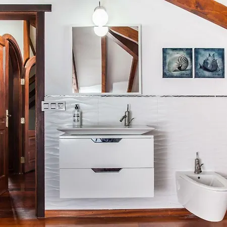 Moraditas, Con Piscina Privada בית נופש