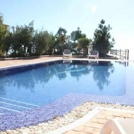 Moraditas, Con Piscina Privada Vakantiehuis *
