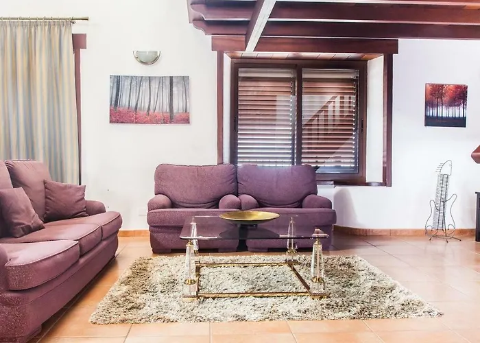 Moraditas, Con Piscina Privada